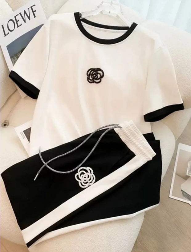 ( White And Black )flower Design Girl’s Tracksuit